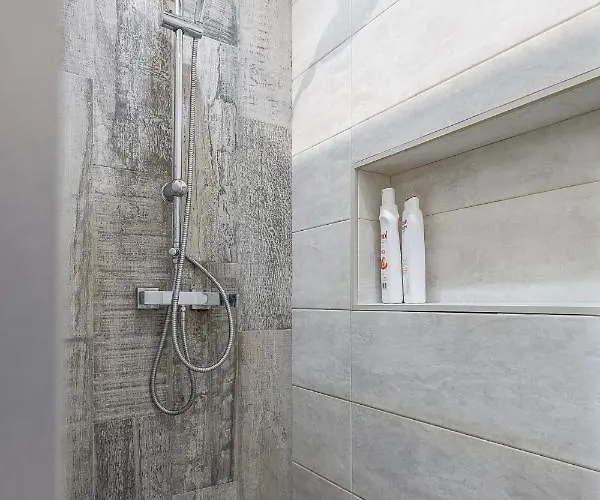 Minimalismo De Vanguardia Con Altas Calidades 1 Br * Sevilla